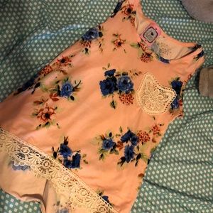 soft floral tank top with pocket in front